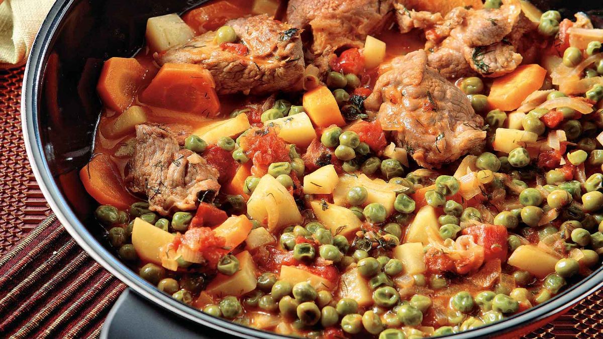 χοιρινό με λαχανικά στην κατσαρόλα