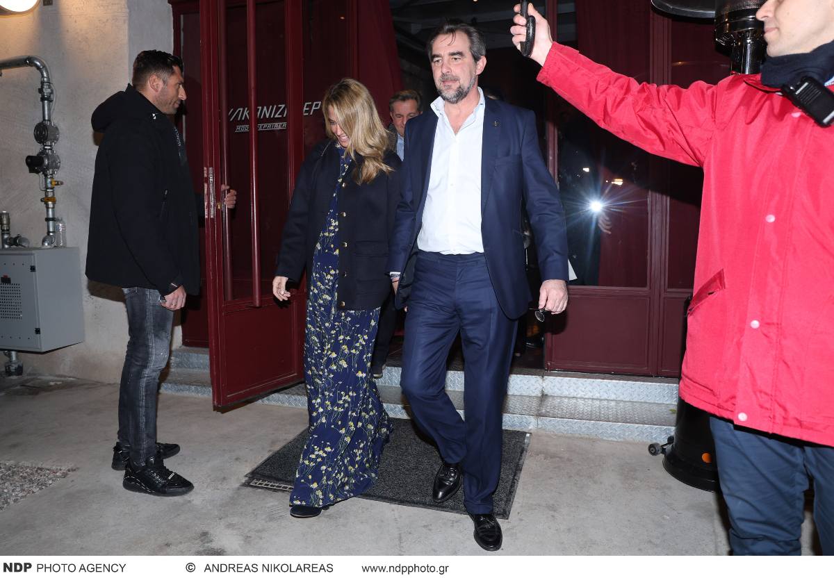 Φωτογραφίες από το pre-wedding party της Χρυσής Βαρδιμογιάννη και του Νικόλαου Ντε Γκρες