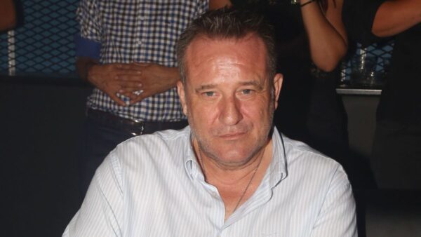 Ο Χρήστος Πάζης σε βραδινή του έξοδο.