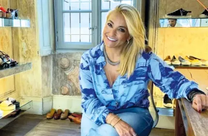 Ελένη Ζαχαροπούλου