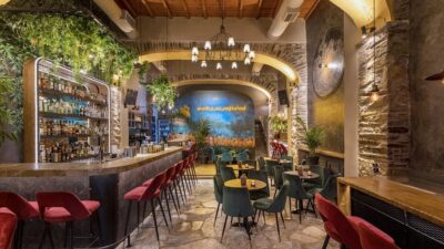 Το barrio all day bar στην Σύρο