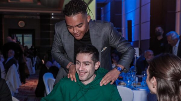 Μίλτος Τεντόγλου, Εμμανουήλ Καραλής