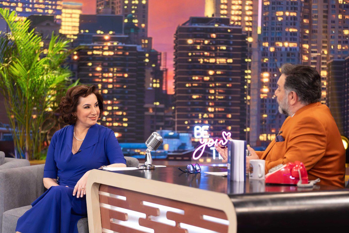 The 2Night Show Νίνα Καλούτσα