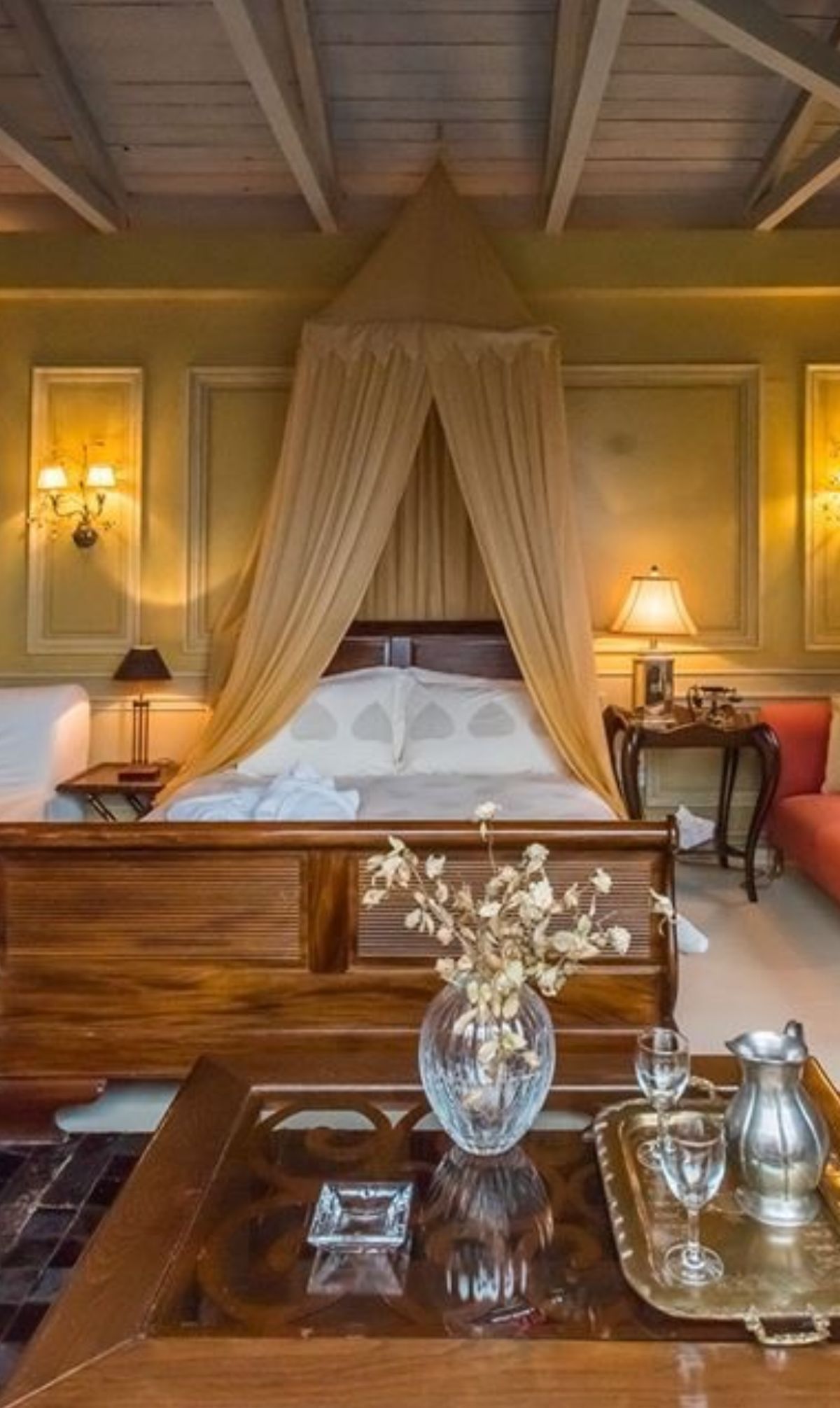 Ζεστή φιλοξενία στο Anerada Inn Luxury Suites & Spa