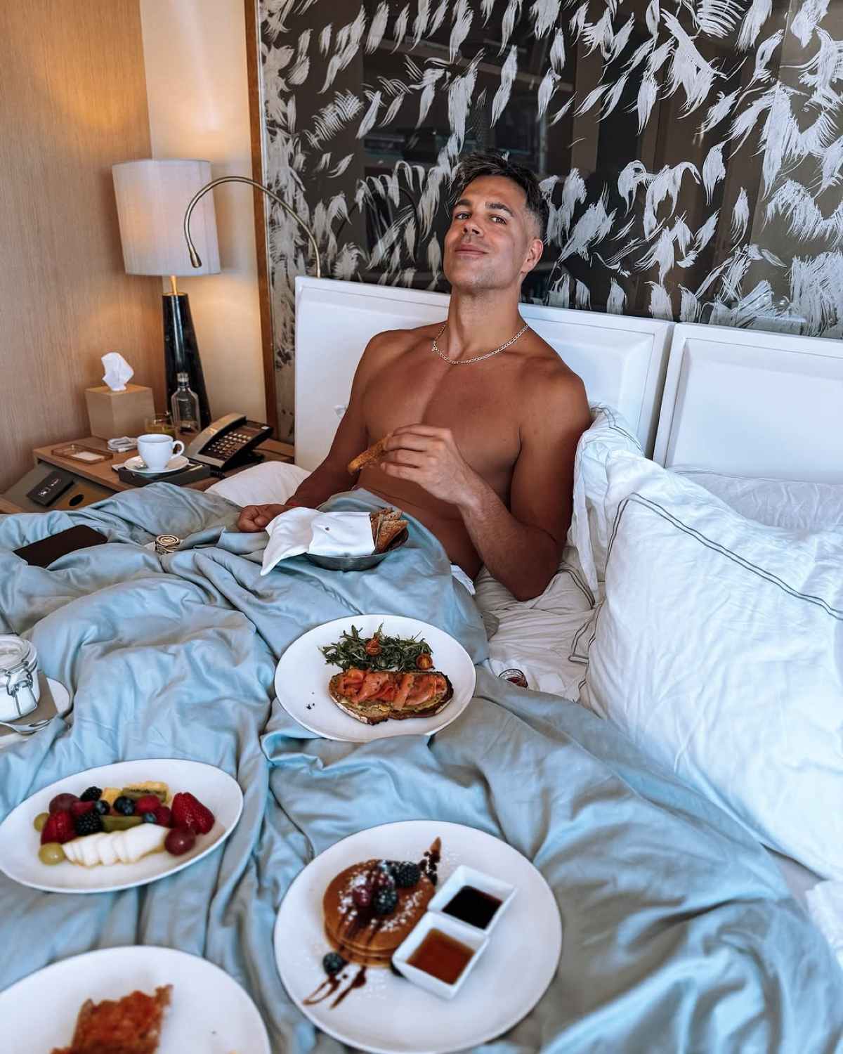 Η ανάρτηση της Αθηνάς Οικονομάκου με τον Μπρούνο Τσερέλα στο Instagram