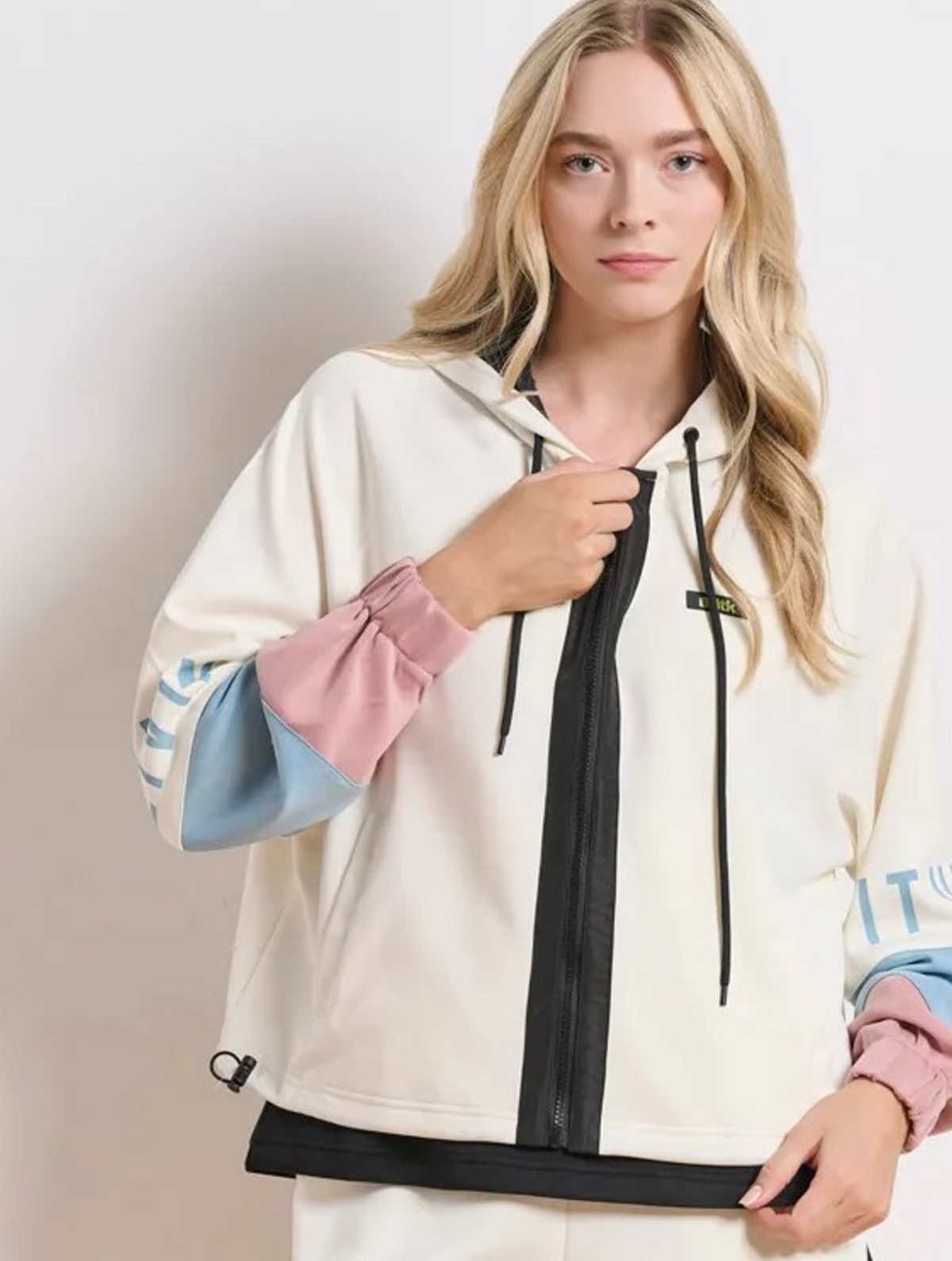 ζακέτα με κουκούλα body talk