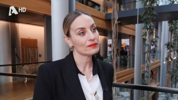 Ελεονώρα Μελέτη για επίθεση σε Κωνσταντοπούλου - «Και εγώ έχω δεχτεί στη Ευρωβουλή από γυναίκα...»