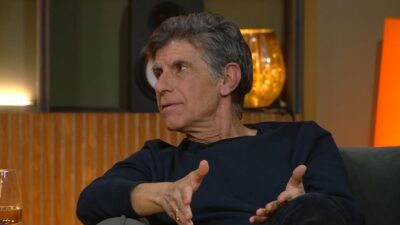 Ο Γιάννης Μπέζος στο πλατό της εκπομπής "Παρέα"