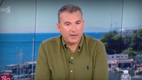 Ο Γιώργος Λιάγκας στο πλατό του Πρωινού