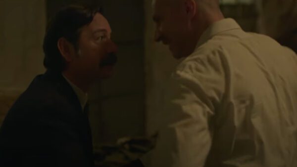 Ο Γράντος και ο Διονύσης μιλούν στο σκοτάδι