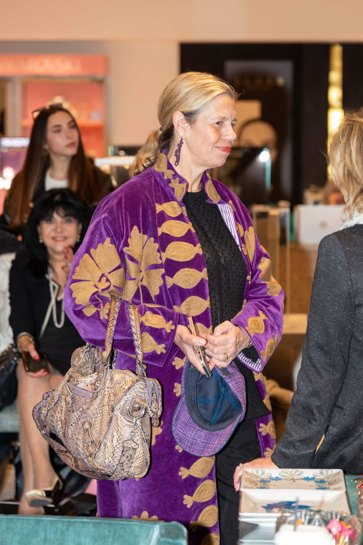 Η Ίρις Κρητικού