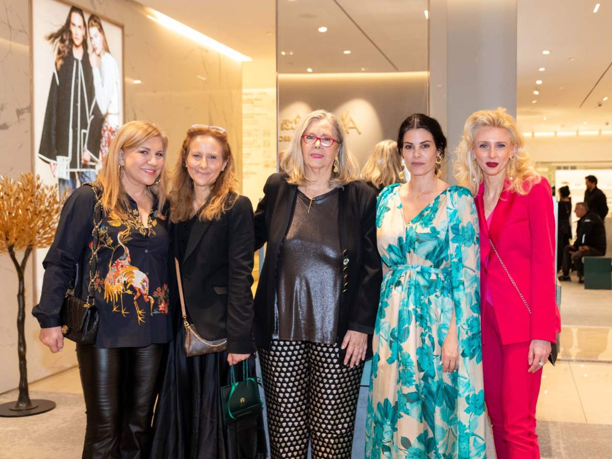 Η Μαρία Κορινθίου σε εκδήλωση κοσμημάτων