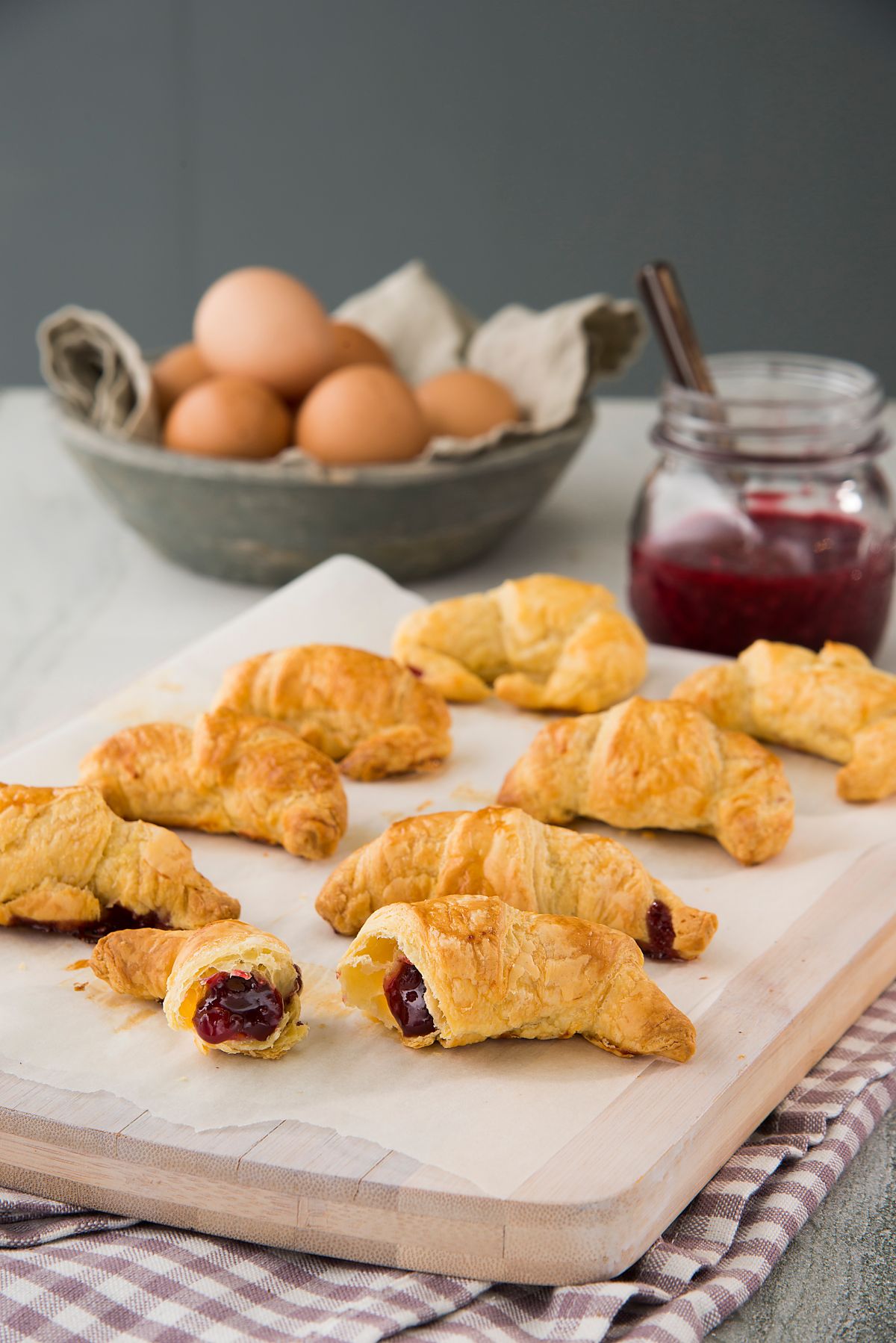 Κρουασανάκια με μαρμελάδα κεράσι