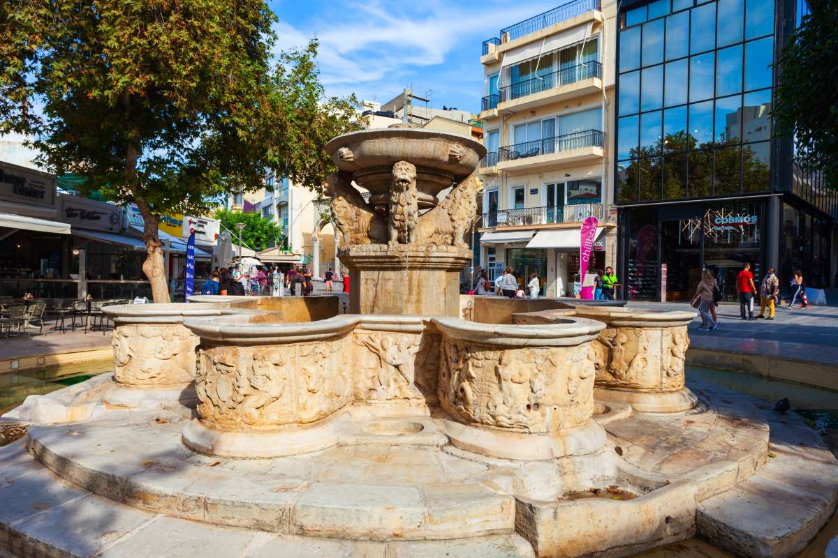 Ηράκλειο Κρήτης και Λιοντάρια