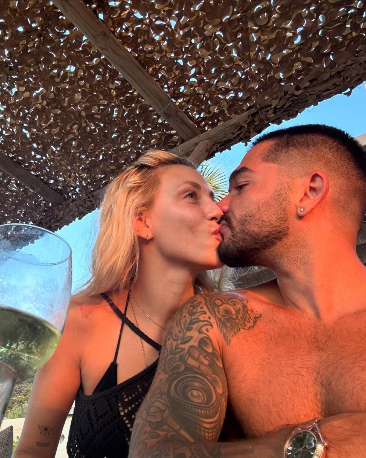 Γαρυφαλλιά Καληφώνη: Εύχεται στον Χρήστο Μάστορα για τη γιορτή του με μια κοινή φωτογραφία τους