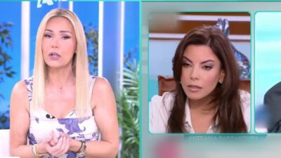 Η Τίνα Μεσσαροπούλου και δίπλα η Αντελίνα Βαρθακούρη