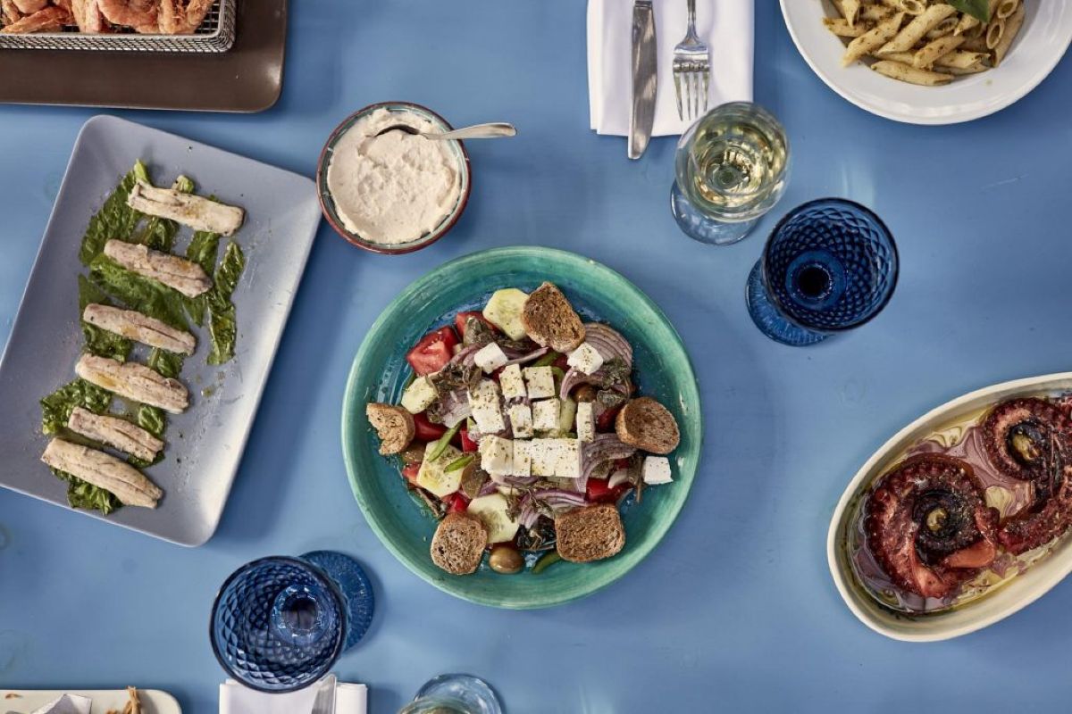 Αίγινα: Οι δύο διευθύνσεις που θα σε μυήσουν στη μαγεία του νησιού