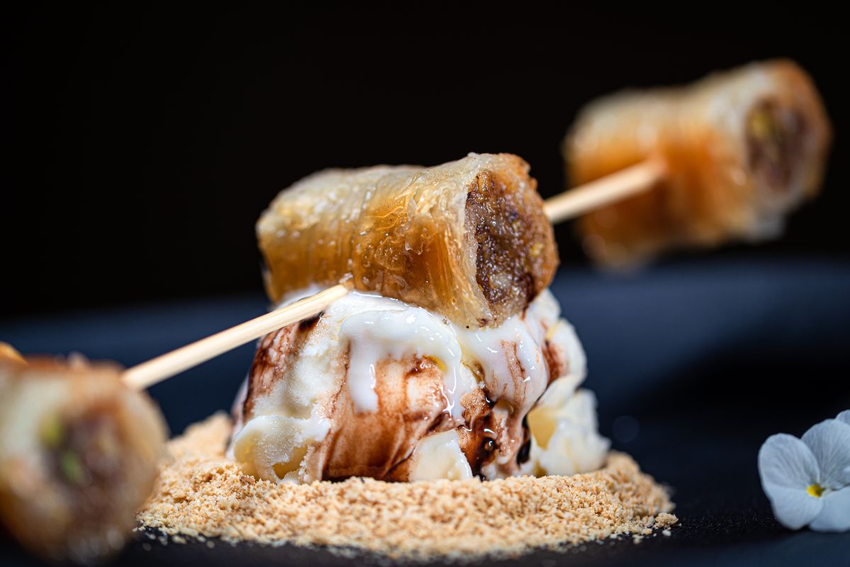 Phos Restaurant: Η υψηλή γαστρονομία συναντά την πολυτέλεια στο Nissaki Boutique Hotel της Μυκόνου