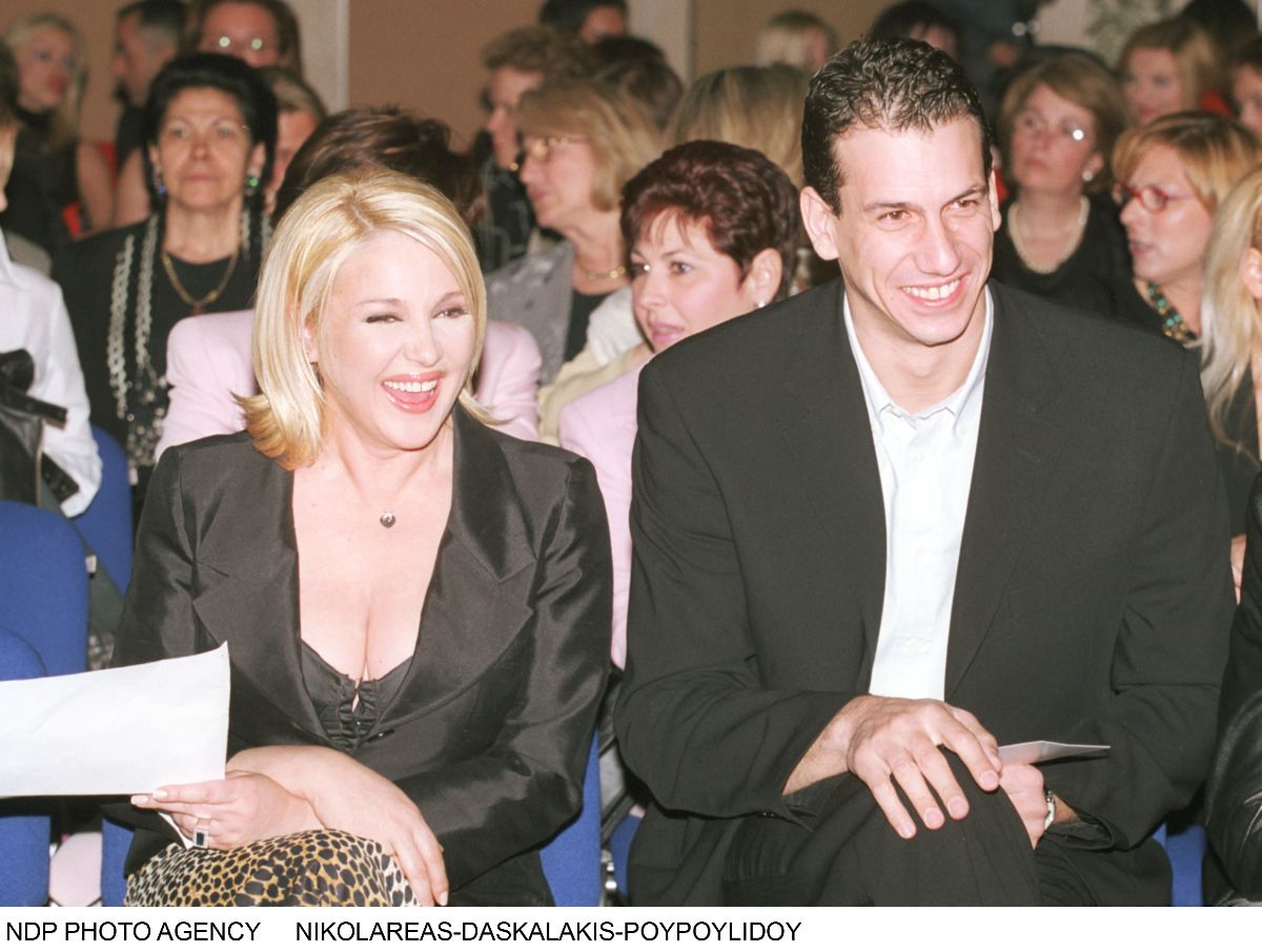 Η Ρούλα Κορομηλά και ο Νάσος Γαλακτερός το 2006