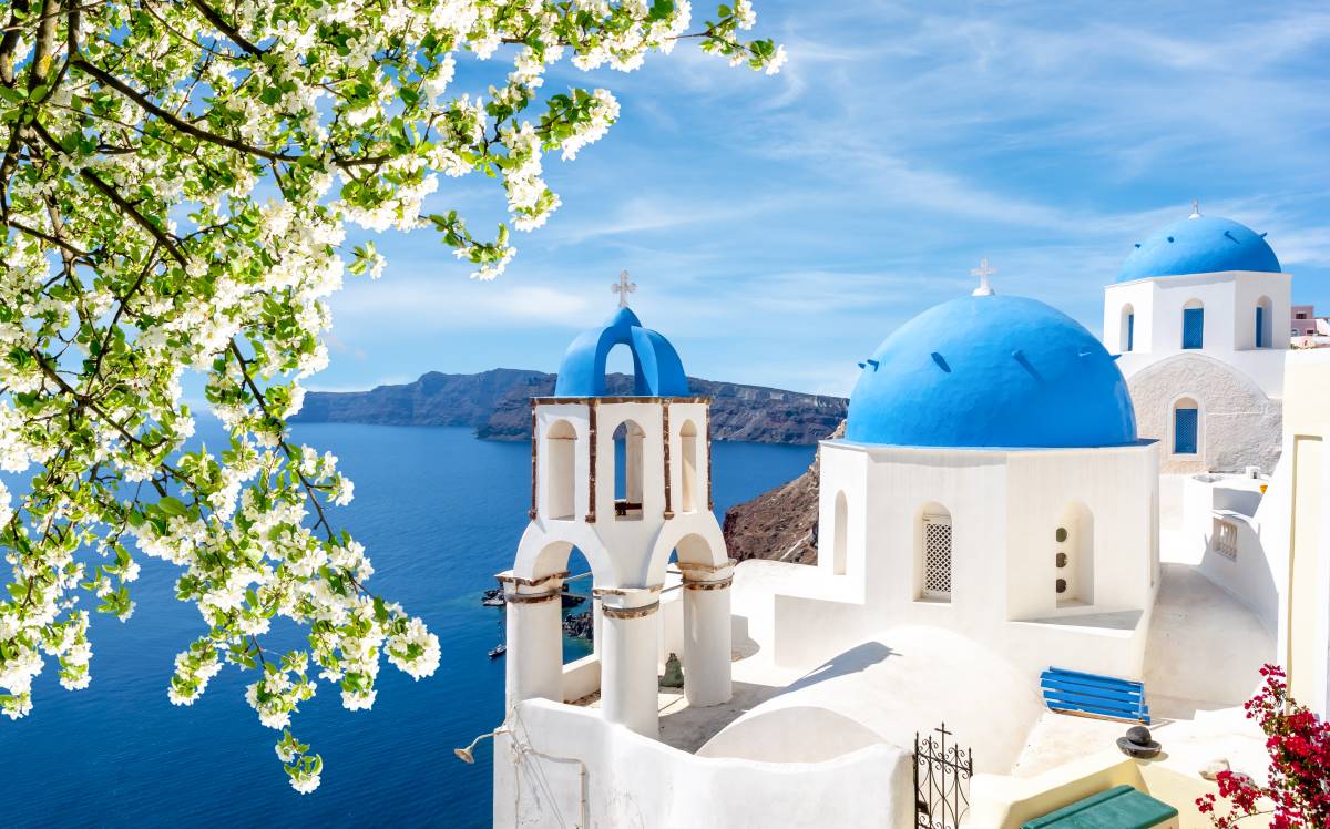 Η Σαντορίνη την άνοιξη