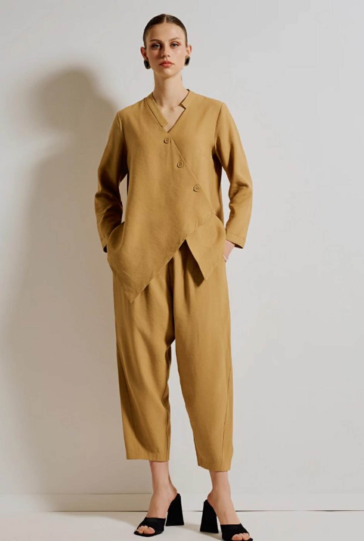 σύνολο μπεζ desiree fashion