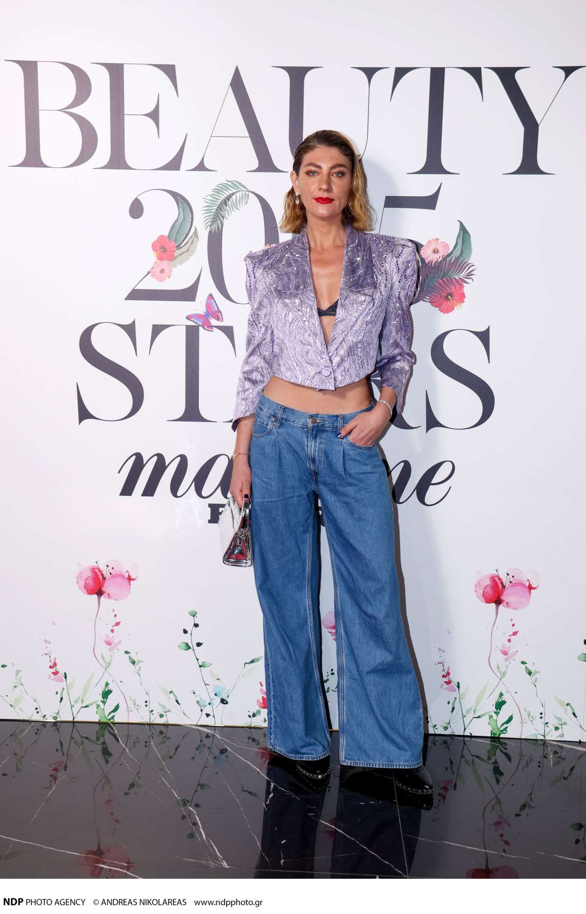 Υβόννη Ντόστα