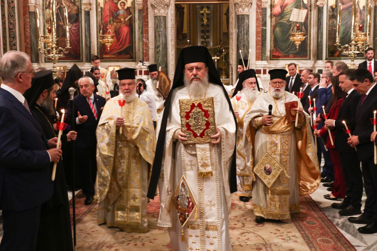 Ανάσταση στη Μητρόπολη