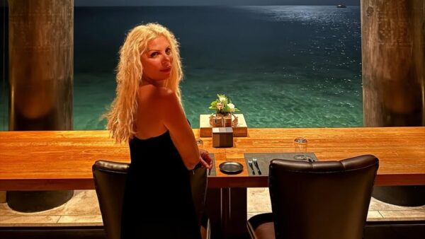 Ελένη Μενεγάκη Μαλδίβες