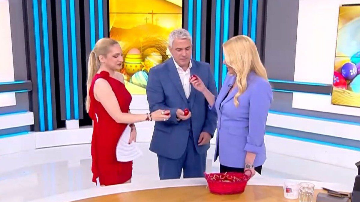 Σπύρος Χαριτάτος αυγό