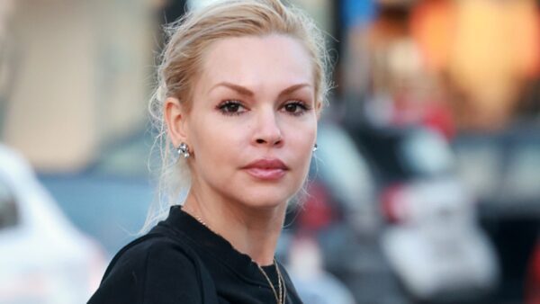 Βίκυ Κάβουρα