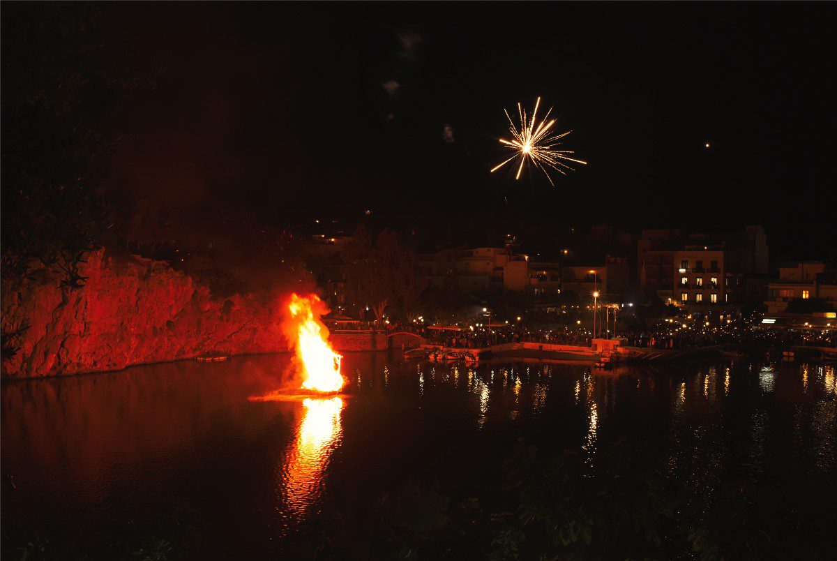 Πάσχα στον Άγιο Νικόλαο Κρήτη