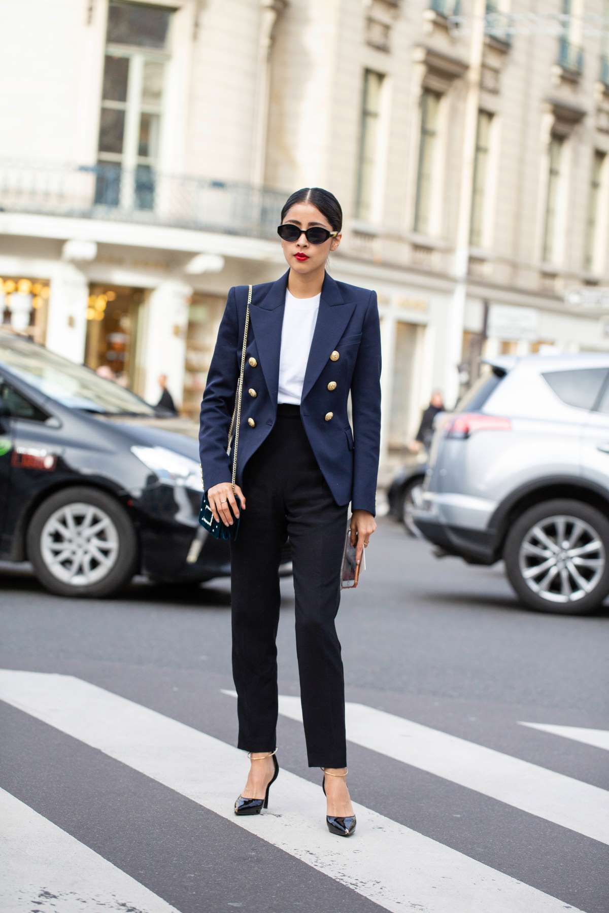 μαύρο παντελόνι στενό