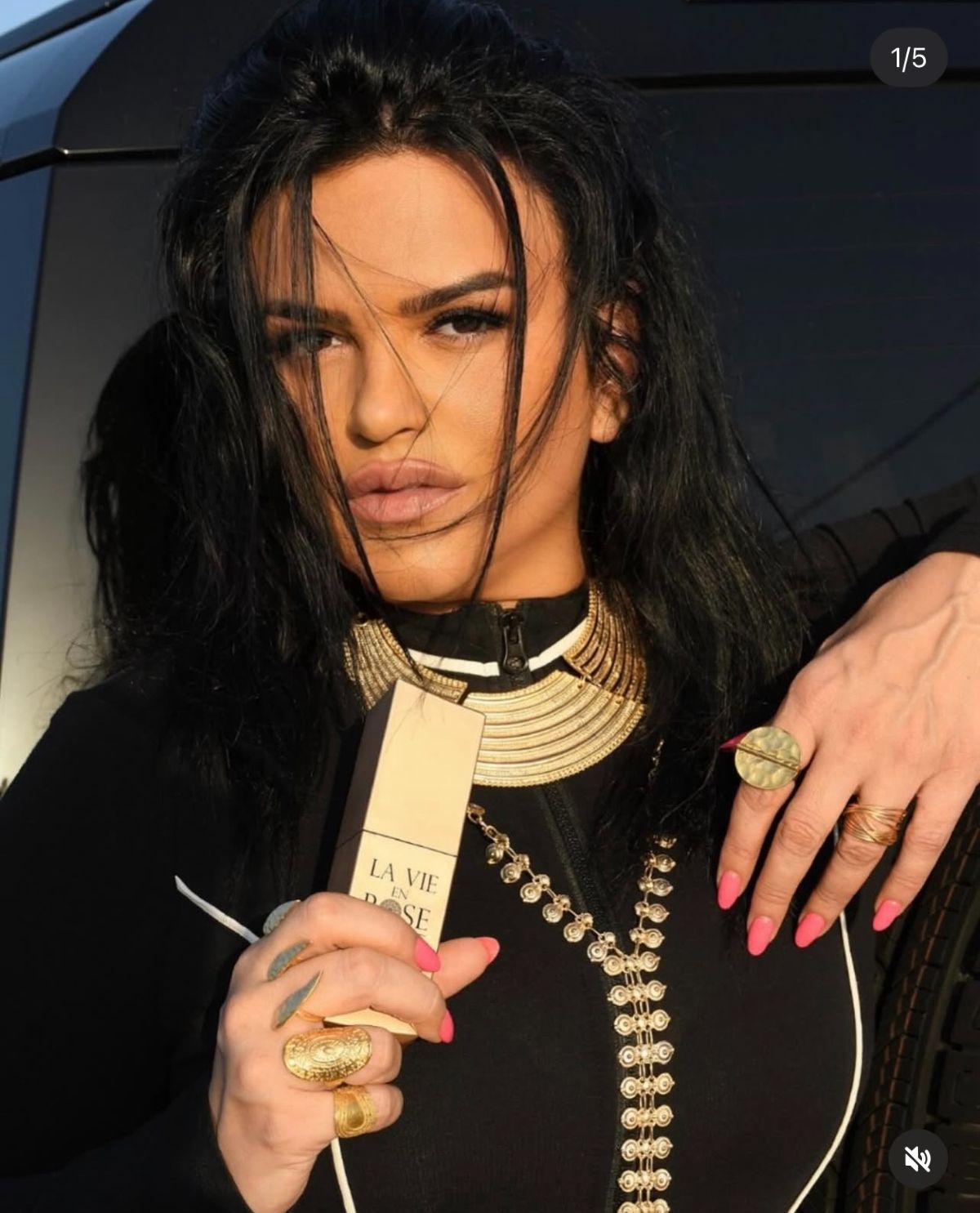 Η Δήμητρα Κατσαφάδου αποκλειστικά στο Youweekly.gr