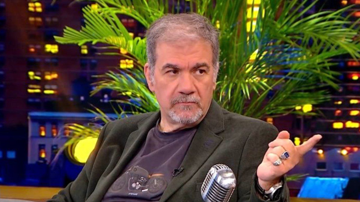 Ο Δημήτρης Σταρόβας στο The 2nigh show