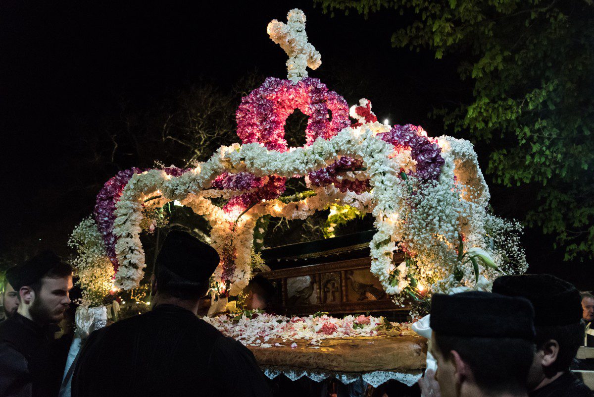 μεγάλη παρασκευή, μεταφορά επιταφίου