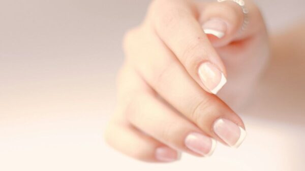 γαλλικό νύχι