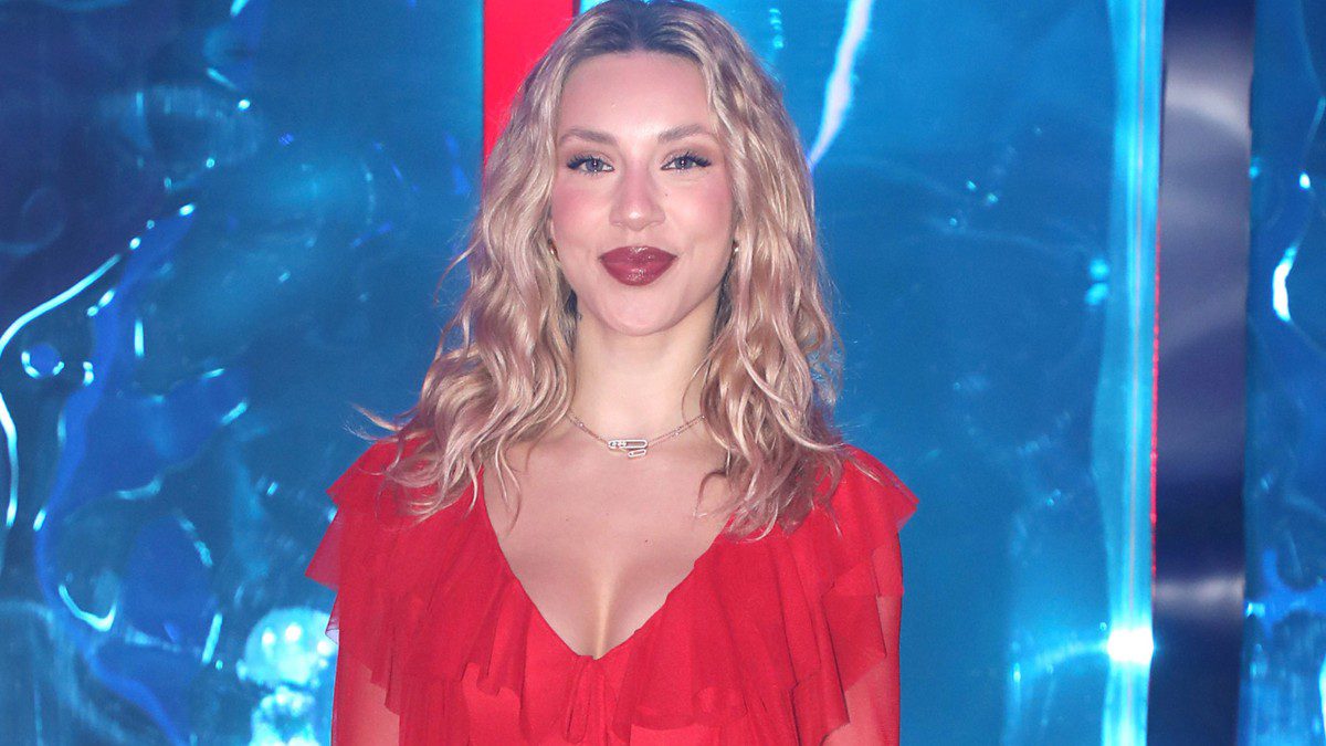 Η Γαρυφαλλιά Καληφώνη στο Έναστρον