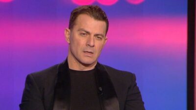 Ο Γιώργος Αγγελόπουλος στο πλατό της εκπομπής Καλύτερα Αργά