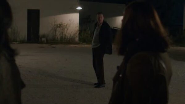 στο δρόμο βρίζουν την χριστίνα