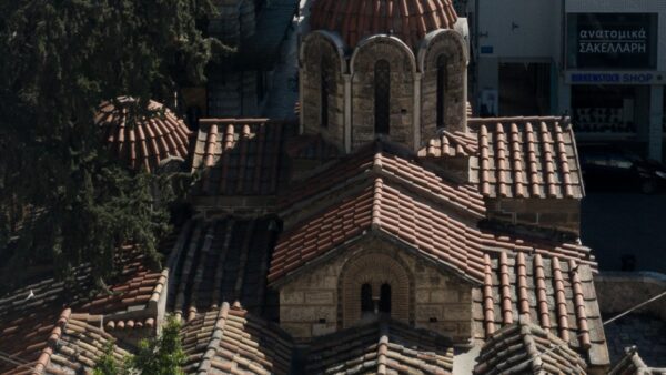 Πάσχα: 8 ιστορικοί ναοί της Αθήνας για την Εβδομάδα των Παθών