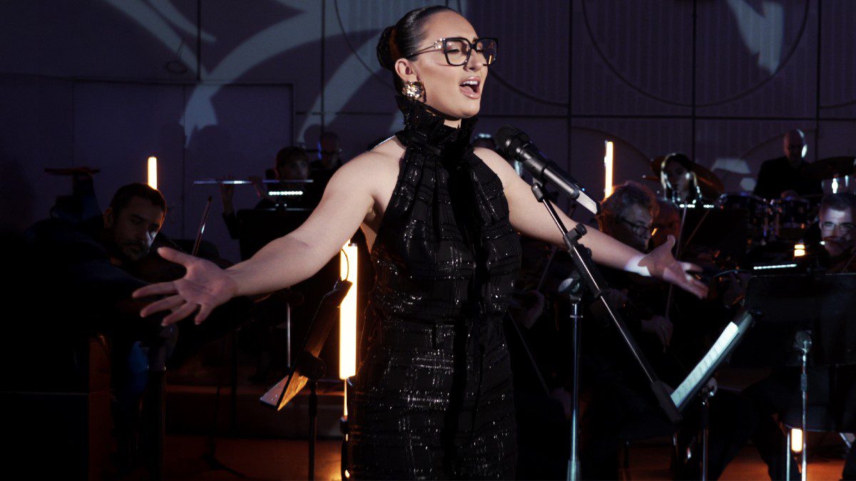 H Klavdia Πάνω στη σκηνή