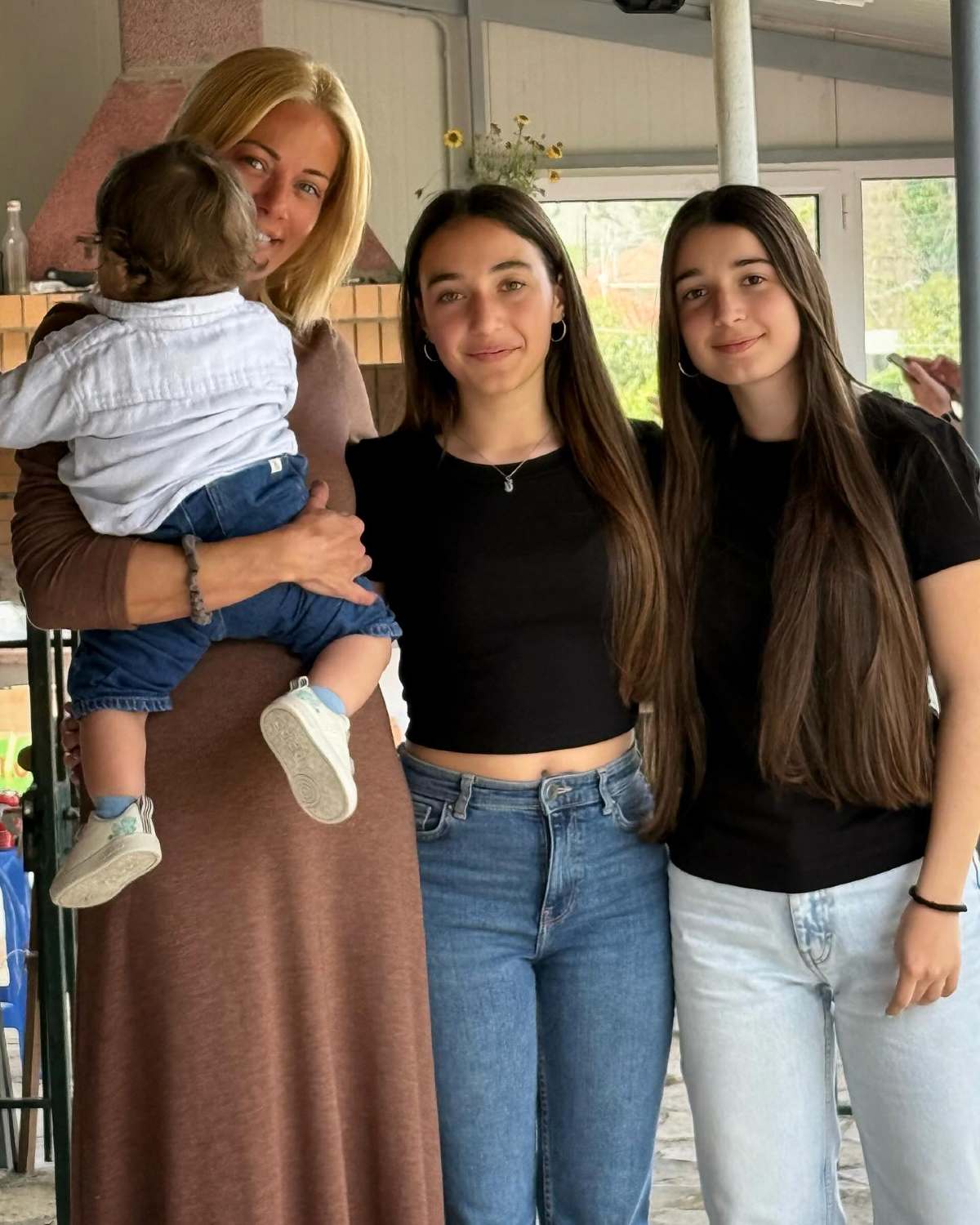 Η ανάρτηση της Ζέτας Μακρυπούλια για το Πάσχα