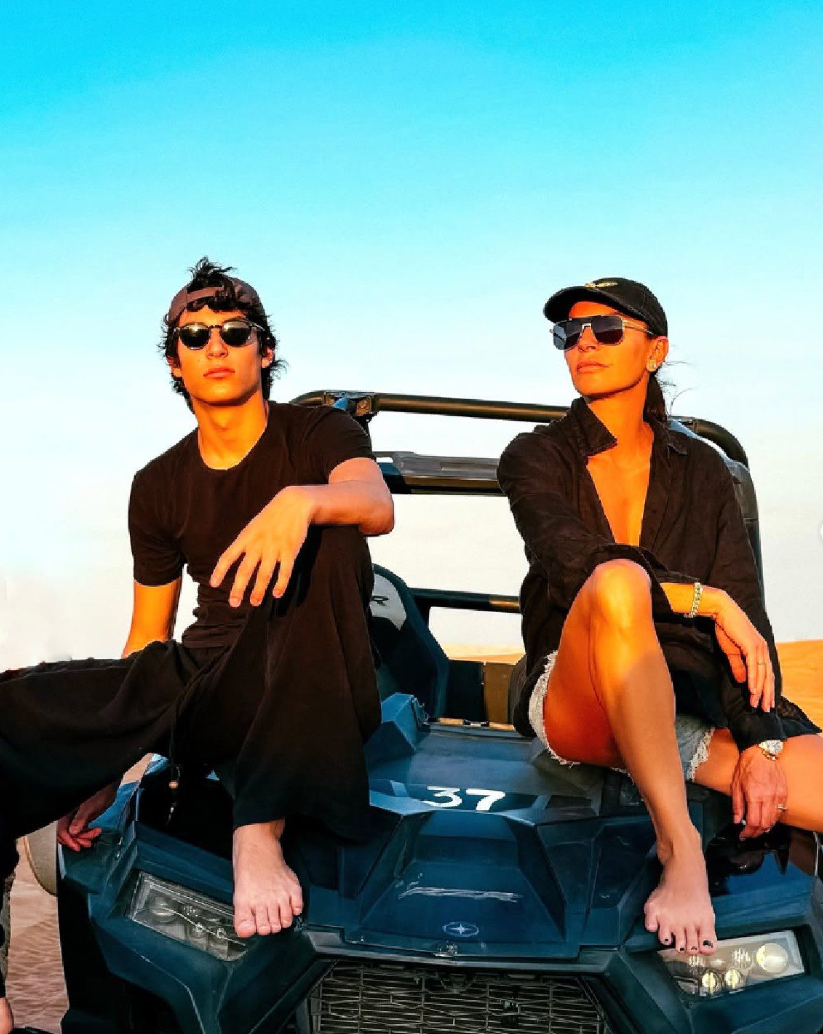 Η ανάρτηση της Μαρίνας Βερνίκου με τον γιο της, Μίλτο