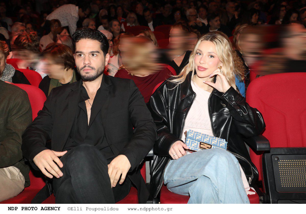 Ο Χρήστος Μάστορας κι η Γαρυφαλλιά Καληφώνη στο θέατρο