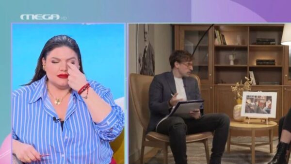 Συγκινημένη η Δανάη Μπάρκα στον αέρα της εκπομπής