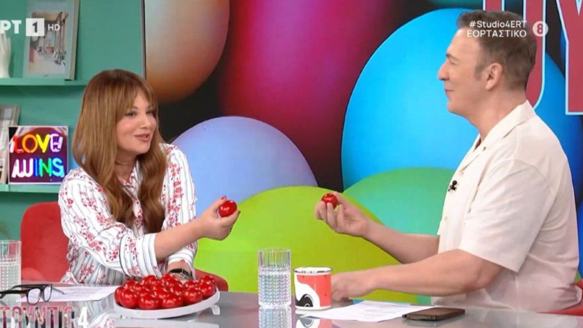 Η Νάνσυ Ζαμπέτογλου και ο Θανάσης Αναγνωστόπουλος τσουγκρίζουν αυγά