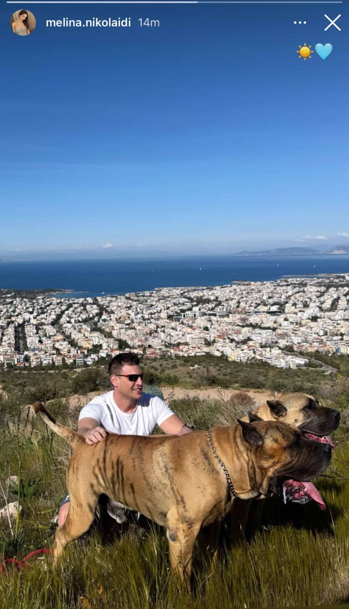 Η φωτογραφία της Μελίνας Νικολαΐδη με τον Δημήτρη Φιντιρίκο από την βόλτα τους