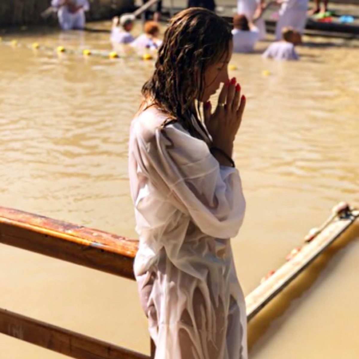 Η ανάρτηση της Πηγής Δεβετζή για τη βάφτισή της