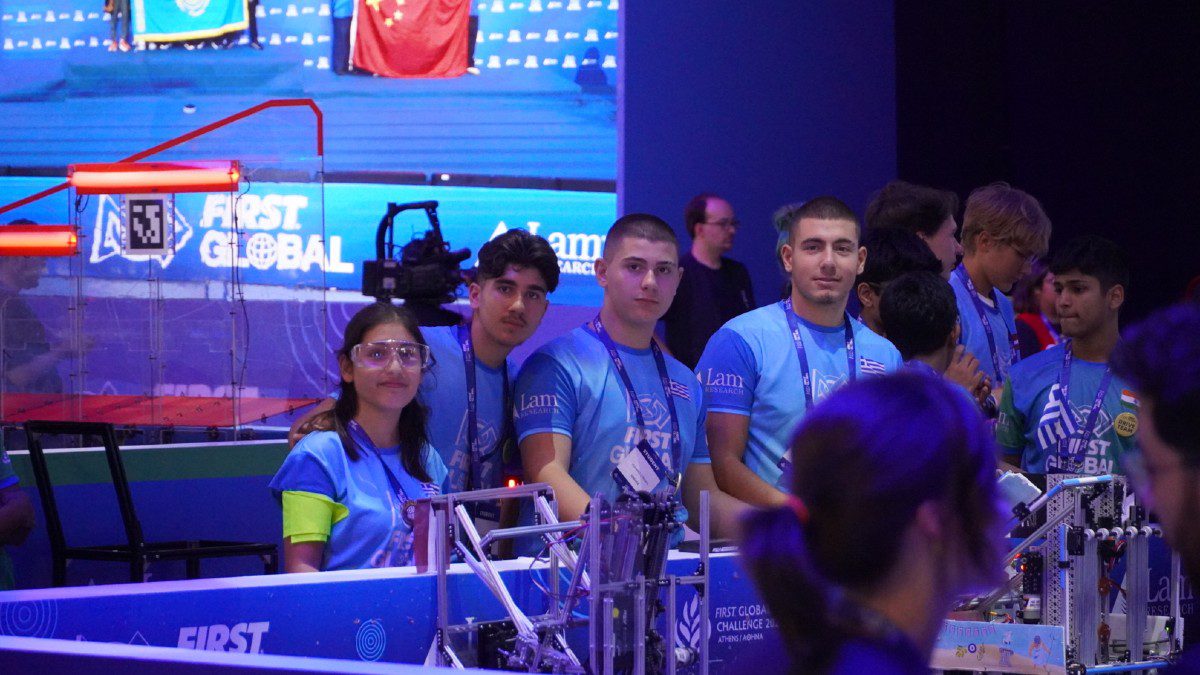 Η Εθνική Ομάδα Ρομποτικής εν ώρα δράσης στο παγκόσμιο πρωτάθλημα First Global Challenge, Αθήνα Σεπτέμβριος 2024