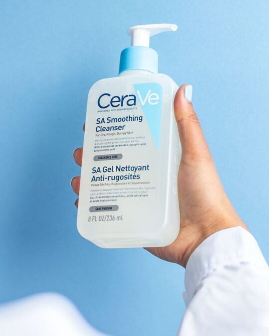 sa smoothing cleanser Cera Ve